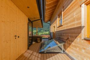 Zdjęcie z galerii obiektu Berg Chalet w mieście Annaberg im Lammertal