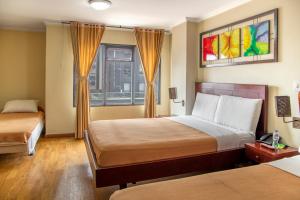 Postel nebo postele na pokoji v ubytování Hotel Splendor by Friends Company + 37 fotografií