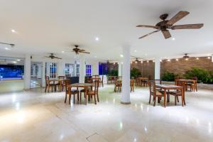 Restaurace v ubytování Hotel Playa Club