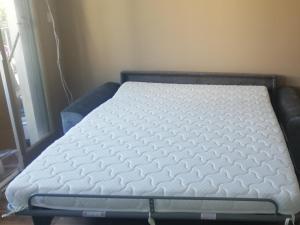 Posteľ alebo postele v izbe v ubytovaní Front de Mer et Grande Piscine pour un appartement chic et cosy, appartement en résidence à Canet en Roussillon, à 10 minutes de Perpignan + 30 fotografií