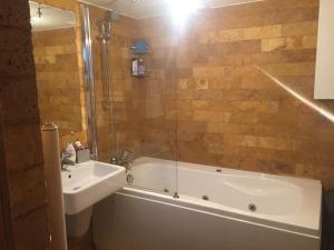 Gallery image of Apartament la curte Reset Club in Brăila