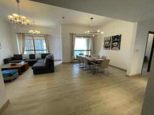 Fotografie z fotogalerie ubytování Luxury Apartment Jumeirah Sea View v Dubaji