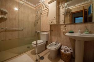 Ванная комната в Apartamento playa de Samil