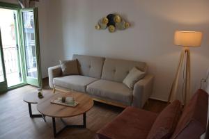 Posezení v ubytování Laskarina Apartments