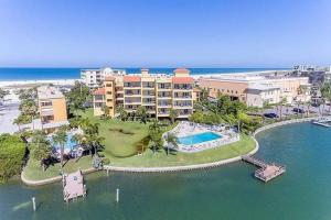 Gallery image of Treasure Island beach retreat in St Pete Beach