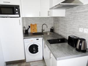 "Le Trendy" by EnjoyNice, 2-room 2 blocks from the beach