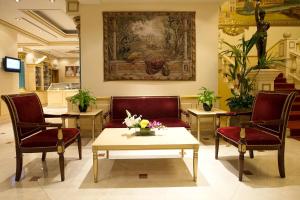 Posezení v ubytování Moscow Hotel