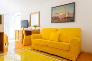 TV a/nebo společenská místnost v ubytování Grand Hotel San Pietro