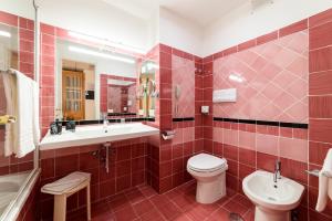 Koupelna v ubytování Grand Hotel San Pietro