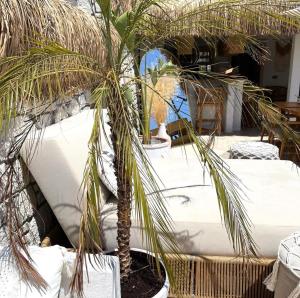 A restaurant or other place to eat at Voger Alaçatı Silence