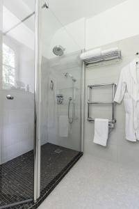 Koupelna v ubytování La Castagnère de Bergory + 37 fotografií
