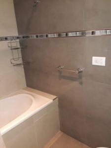 Kylpyhuone majoituspaikassa Casa zona sur mar del plata