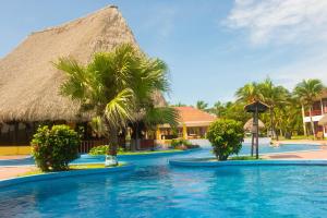 Bassein majutusasutuses Nandel Beach Resort või selle lähedal