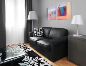 A seating area at Palace Suite