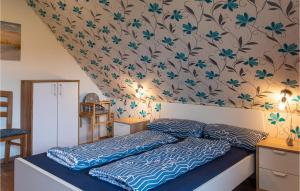Postel nebo postele na pokoji v ubytování Gorgeous Apartment In Dagebll With Kitchen