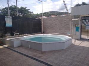 Bassein majutusasutuses El Algarrobo või selle lähedal
