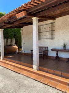 Zdjęcie z galerii obiektu Agradable chalet rústico w mieście Cambre
