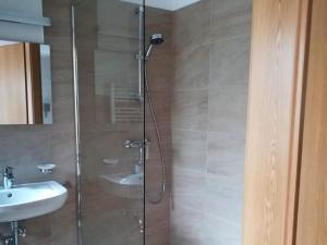 Łazienka w obiekcie Haus Planegg XL
