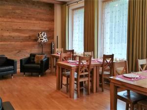 Część wypoczynkowa w obiekcie Haus Planegg XL