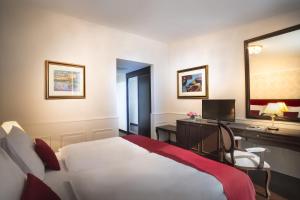 Letto o letti in una camera di Hotel Kvarner - Liburnia