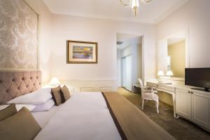 Sjónvarps- og/eða afþreyingartæki á Hotel Kvarner - Liburnia