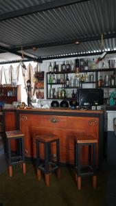 The lounge or bar area at Hostel Spa Mediterranea