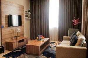 TV tai viihdekeskus majoituspaikassa Antero Hotel Jababeka
