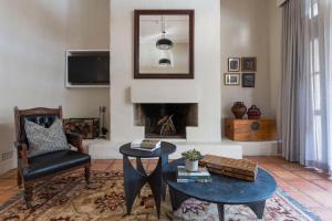 A seating area at Tower Lodge