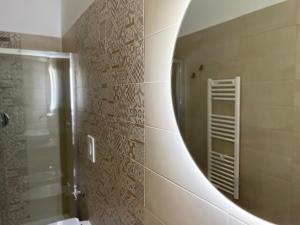 A bathroom at Ninetta House