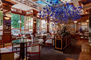Reštaurácia alebo iné gastronomické zariadenie v ubytovaní Grandhotel Pupp