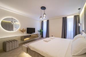 Cama ou camas em um quarto em Luxury Villa Christian
