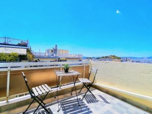 Foto dalla galleria di WSD Luxury Stylish 1BD Apt with City View Balcony ad Atene
