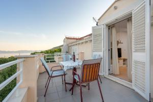 Balkón nebo terasa v ubytování Apartments Mili