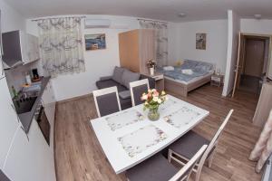 Posezení v ubytování Apartmani Mijo, Biograd na Moru