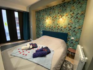 Posteľ alebo postele v izbe v ubytovaní Studio avec baignoire balnéo centre de Rouen - 040