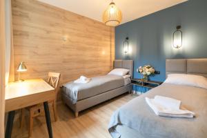 Letto o letti in una camera di Wisła - Centrum, Apartament z Wiślaczkiem - Dream Apart
