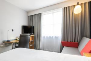 TV a/nebo společenská místnost v ubytování Holiday Inn Express Aberdeen City Centre by IHG