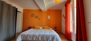 Posteľ alebo postele v izbe v ubytovaní Appartement Le cocon Mont louis 66