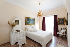 Posteľ alebo postele v izbe v ubytovaní Castle view house