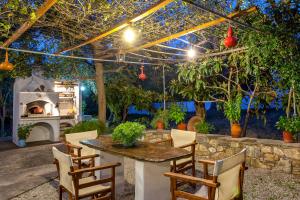 Um jardim em Platanakia