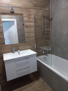 Kúpeľňa v ubytovaní Apartamenty Termalne na Długiej 6