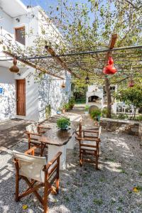 Um jardim em Platanakia