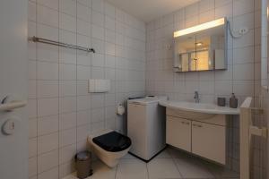 Koupelna v ubytování Apartment in the city center with free parking + 35 fotografií