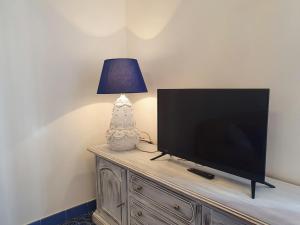 A television and/or entertainment centre at L'Antico Palazzo