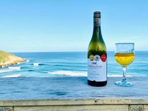 Gallery image of Top beach studio in Herolds Bay