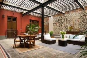 Gallery image of CASA SAUTO Romantic Suite Cathedral Views in Mexico City