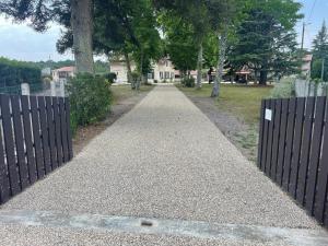 Gallery image of Chambres d´hotes VILLA CAPSYLVAINE in Captieux +30 photos