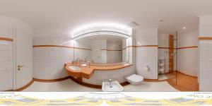 Ein Badezimmer in der Unterkunft ART HOTEL HOUSE ONE