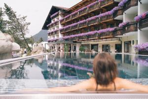 Bazén v ubytování Der Kirchheimerhof - Superior nebo v jeho okolí