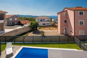 Bazén v ubytovaní Villa Andrea with heated Pool alebo v jeho blízkosti